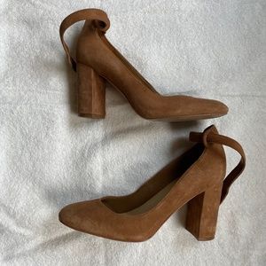 Marc Fisher Tan Suede Ion Pump w/ Strap